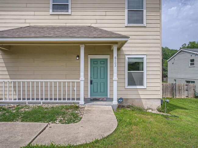 Building Photo - 6102 Reicher Dr