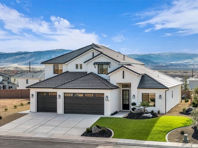 Primary Photo - Stunning 6 Bedroom Home in St. George!