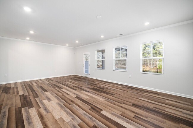 Building Photo - Location, Community, Quality Living. It St...