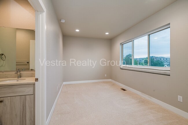 Building Photo - 4743 E Iliff Ave