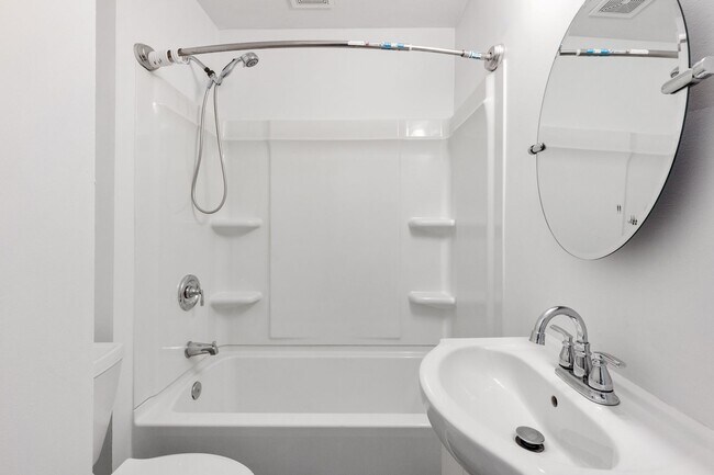 Building Photo - Coming Soon!!