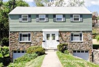 Building Photo - 1733-1735 Helen Drive