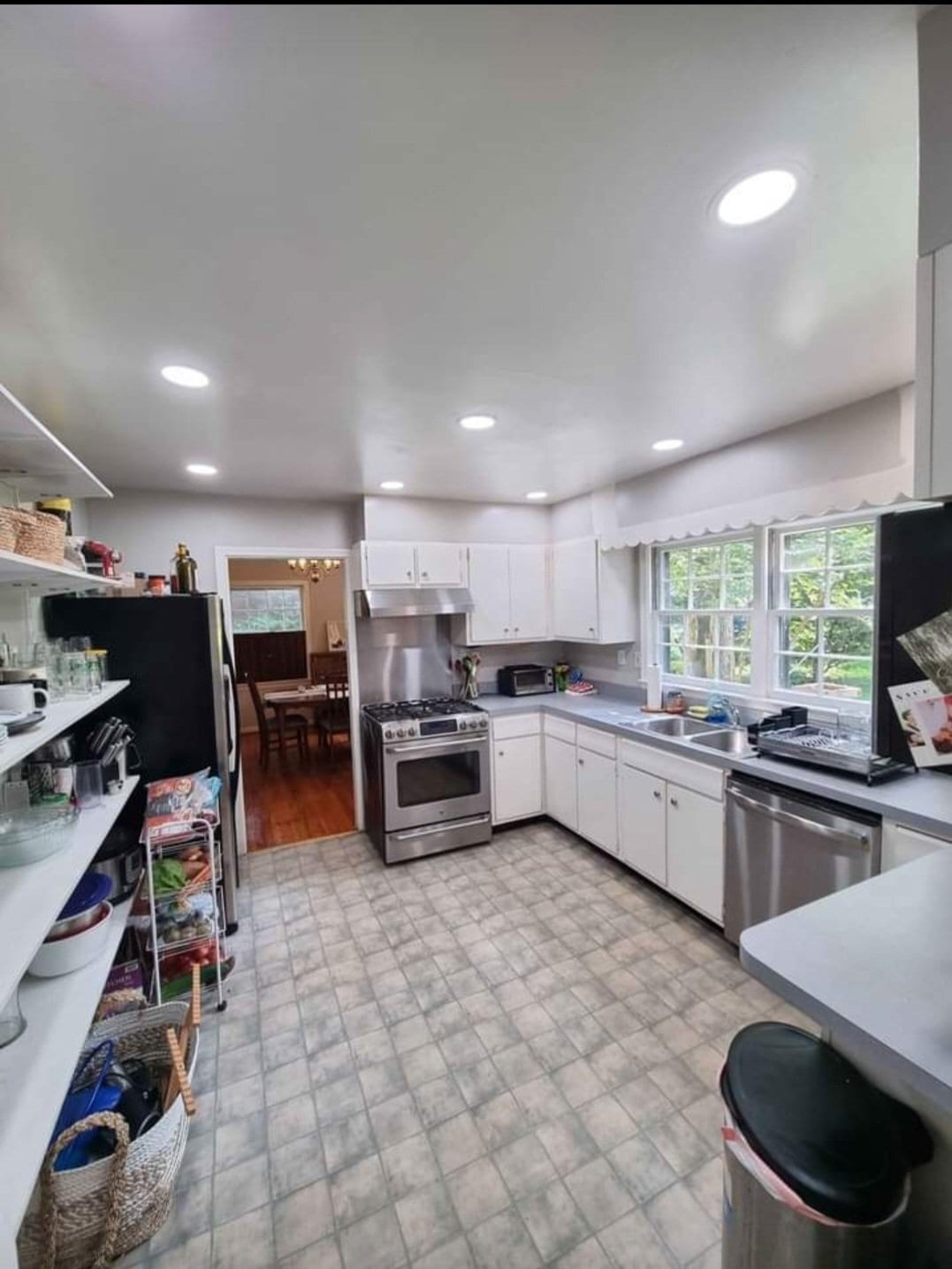 Building Photo - 6205 Quebec Pl