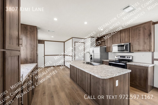 Building Photo - 3807 Kimi Ln