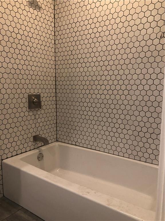 Building Photo - 439 Brady Ln