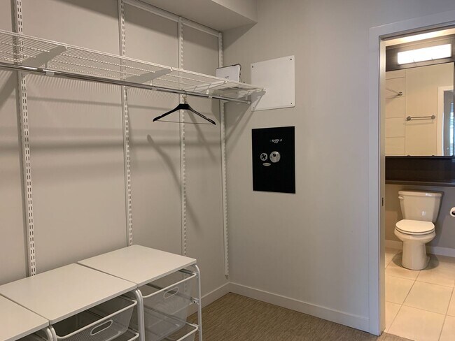 Building Photo - Urban Living at the Vik - Top Floor Condo