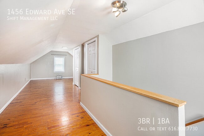 Building Photo - 1456 Edward Ave SE