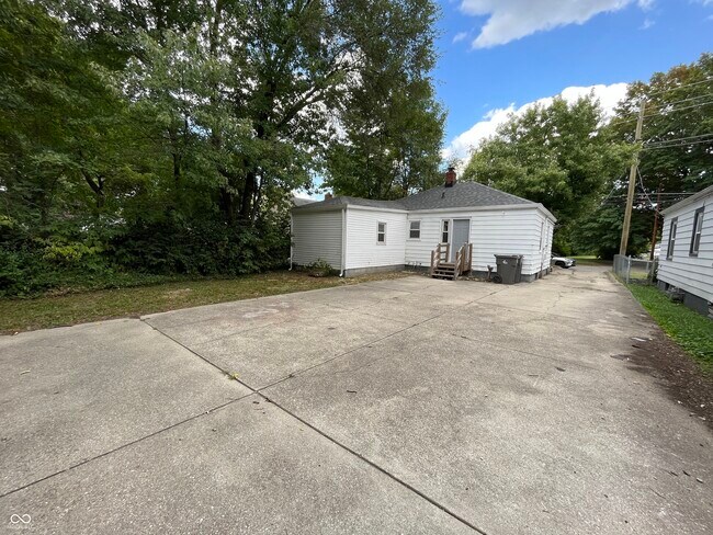 Building Photo - 3336 Baltimore Ave