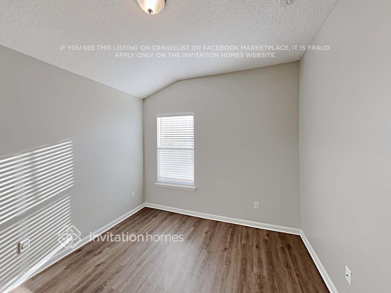 Building Photo - 540 Millhouse Ln