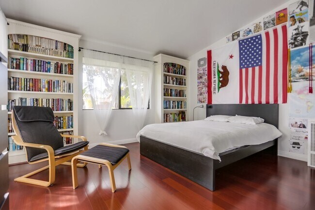 Building Photo - Beautiful La Jolla Alta Home!
