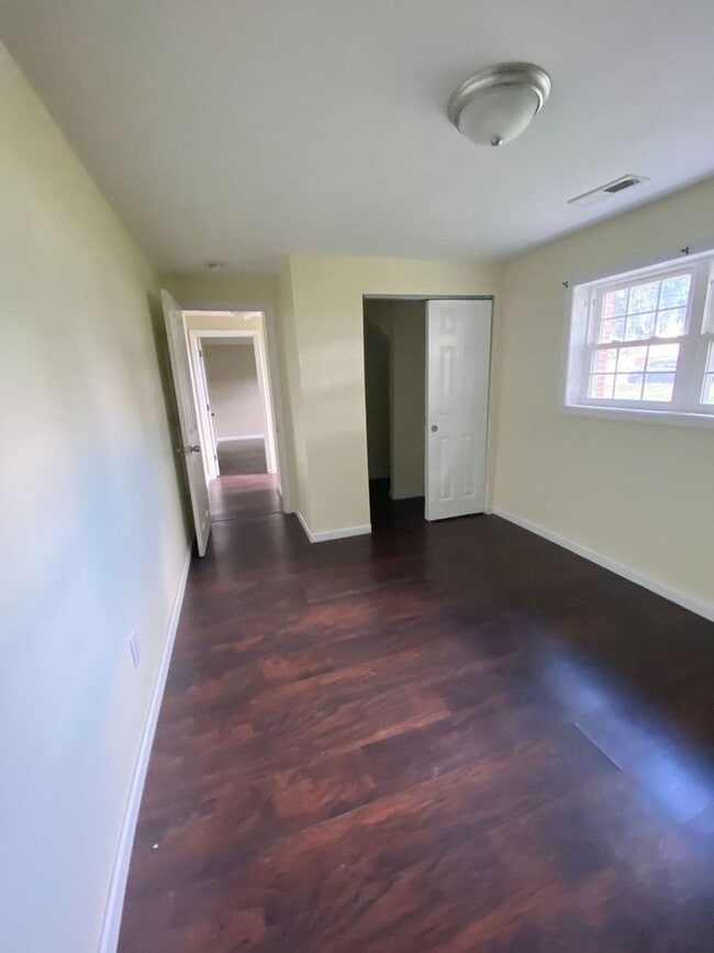 Building Photo - 241 Lafayette Ave