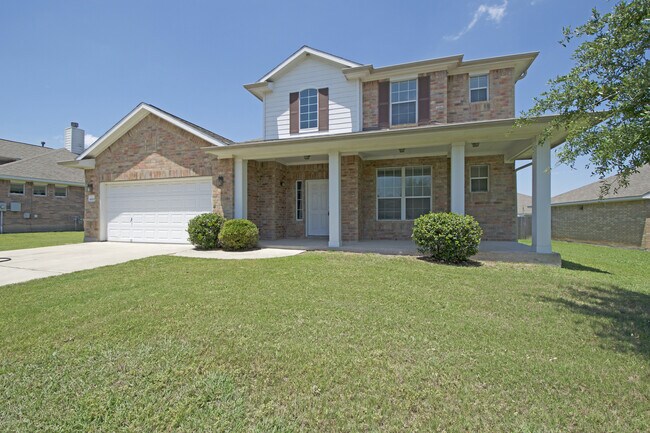 Building Photo - Large Home in Northeast Austin!