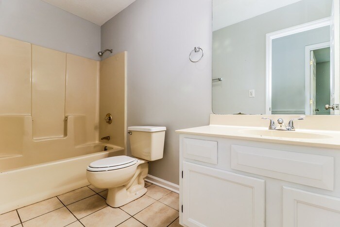 Building Photo - 213 Berkshire Dr