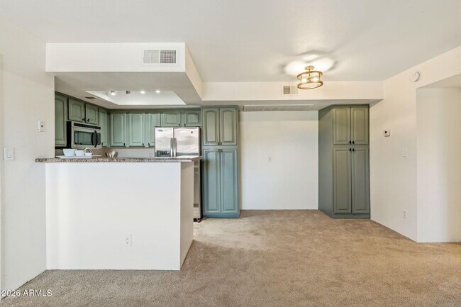 Building Photo - 3601 W Tierra Buena Ln