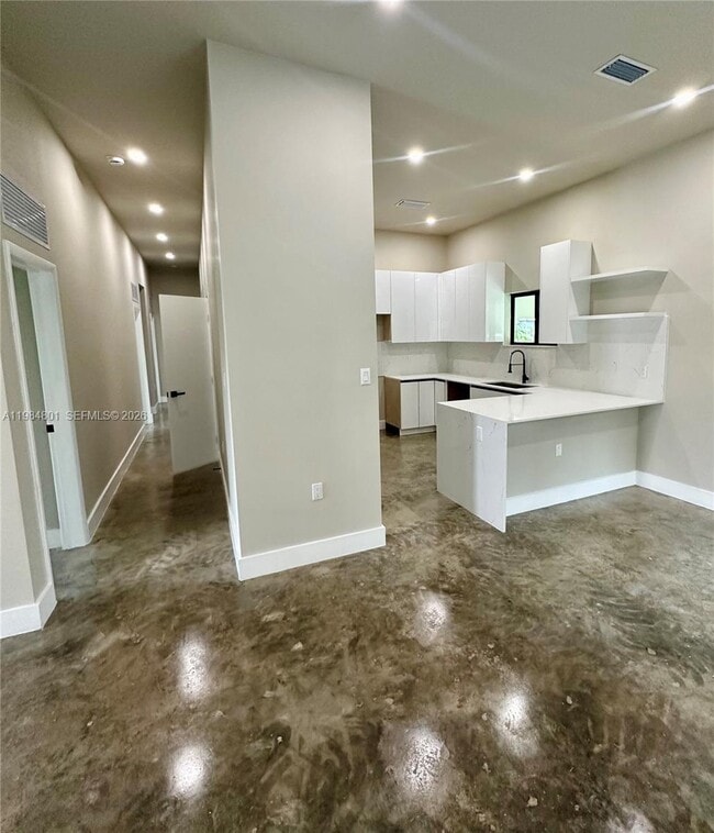 Building Photo - 929 NW 60th St