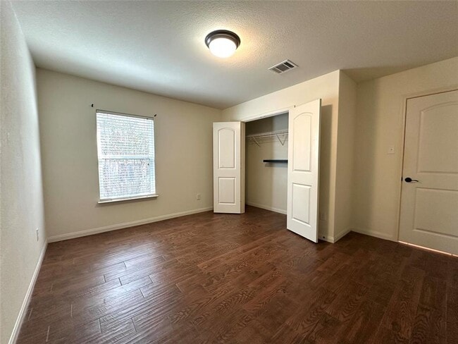 Building Photo - 1453 Treeta Trail