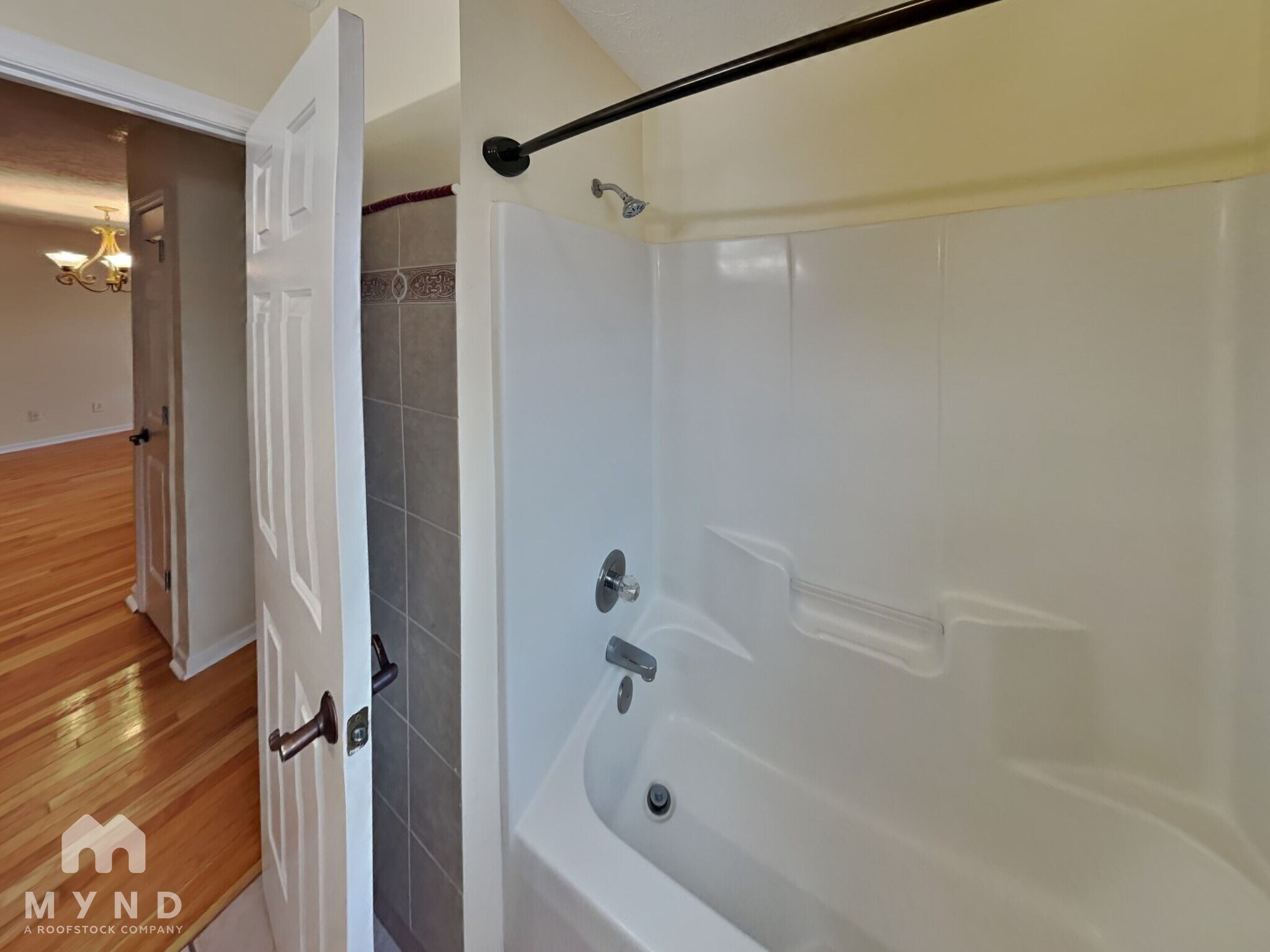 Building Photo - 110 Hyde Ln