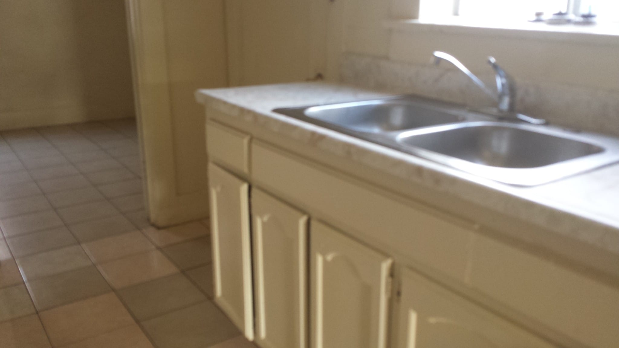 Kitchen - 1304 Junipero Ave