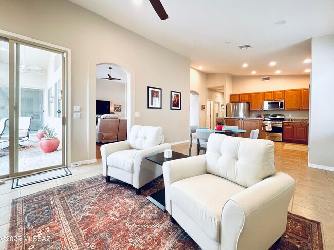 Building Photo - 371 W Sacaton Canyon Dr