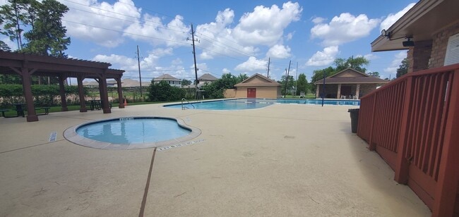Building Photo - 3907 Glenheather Dr