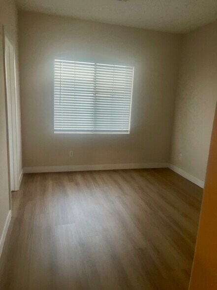 Building Photo - 6337 Kitamaya St