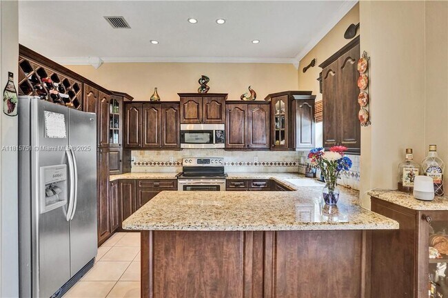 Building Photo - 14361 N Royal Cove Cir