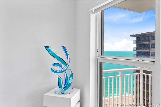Building Photo - 3850 Galt Ocean Dr