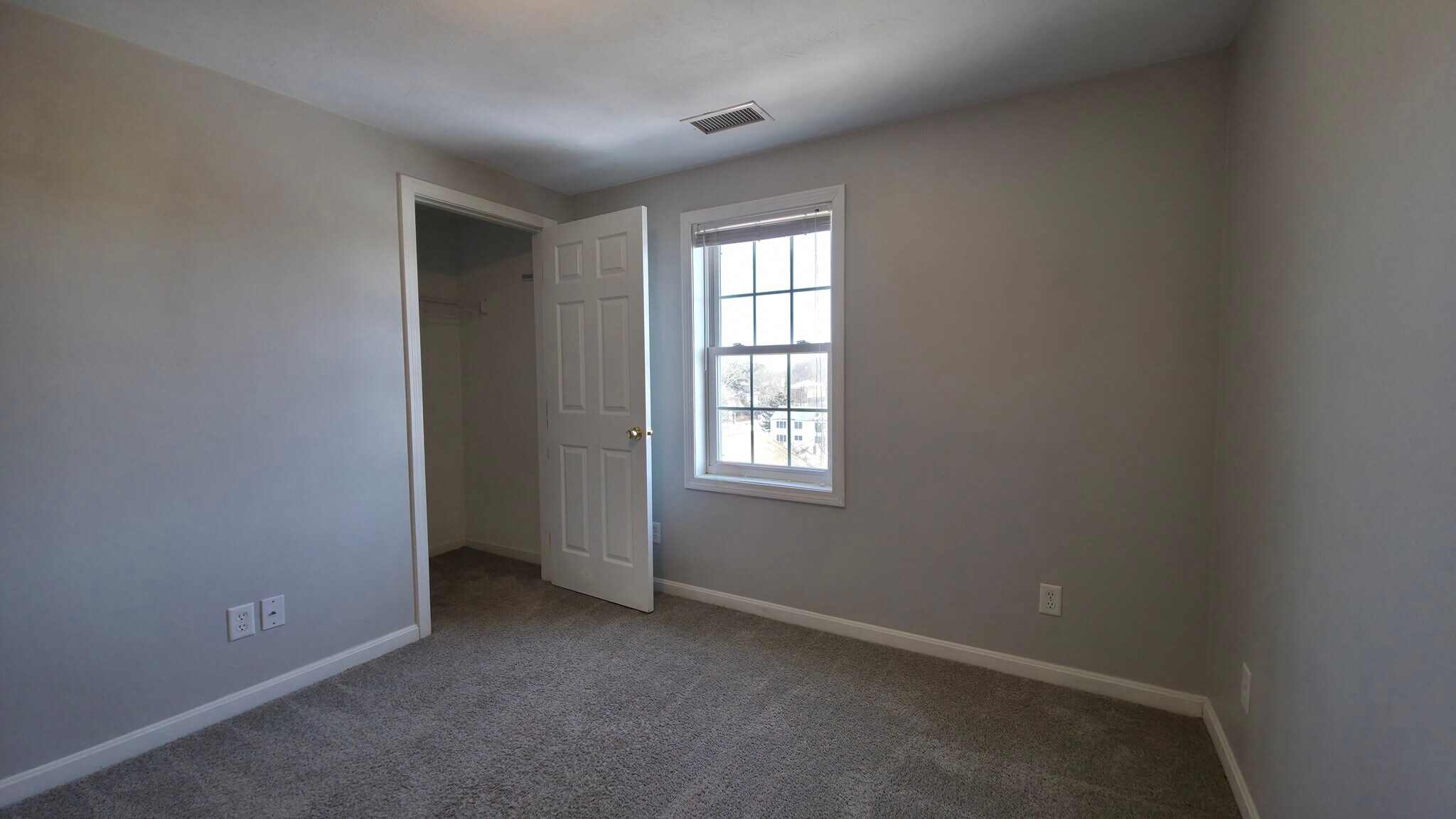 Building Photo - 1 Rosamond St