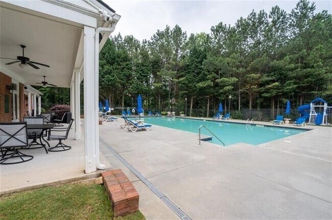 Building Photo - 2333 Barrington Trace Cir