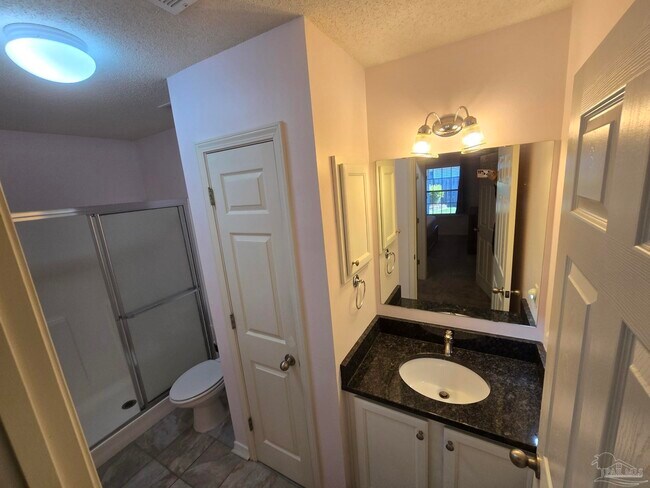 Building Photo - 9783 Cobblebrook Dr