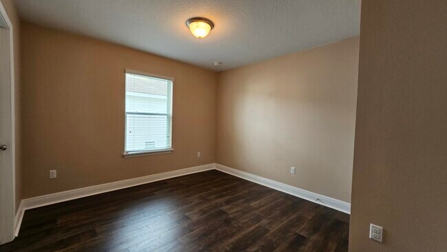 Building Photo - 82 Mosaic Oaks Cir