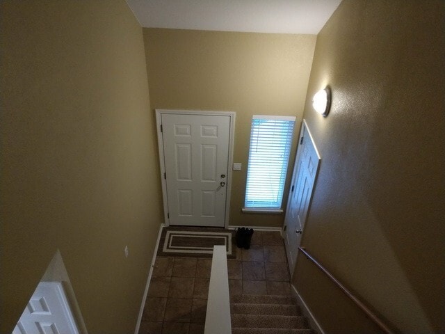 Building Photo - Large 3 Bed/ 2 Bath Townhome on West Side!