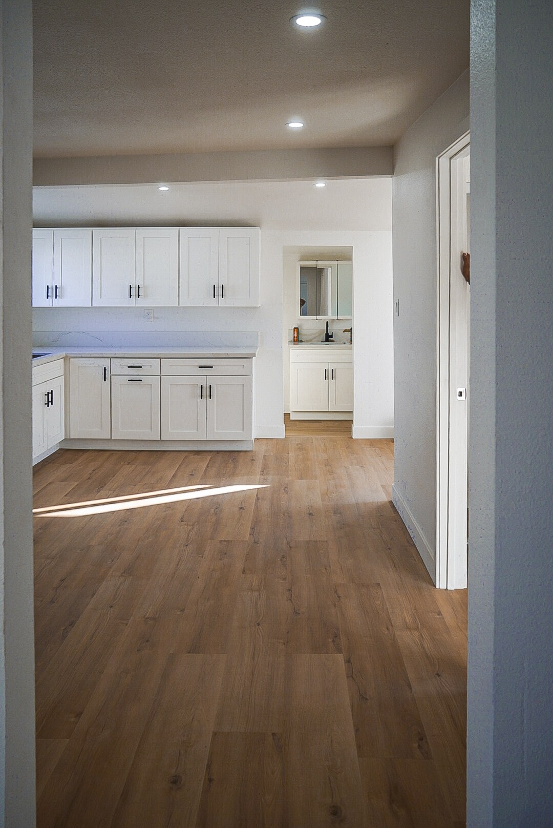 Building Photo - 3053 Valle Ave