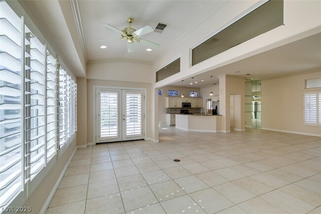 Building Photo - 10041 Woodhouse Dr