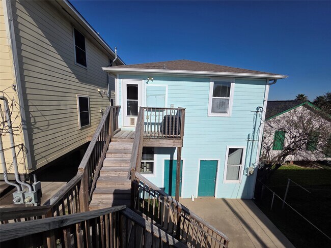 Building Photo - 5617 Avenue R 1/2