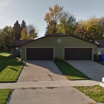 Building Photo - 935 Shamrock Ct
