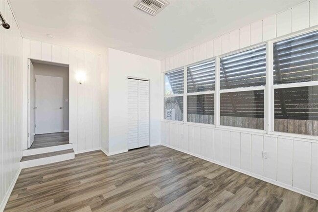 Building Photo - 2545 Clipper Ship Way