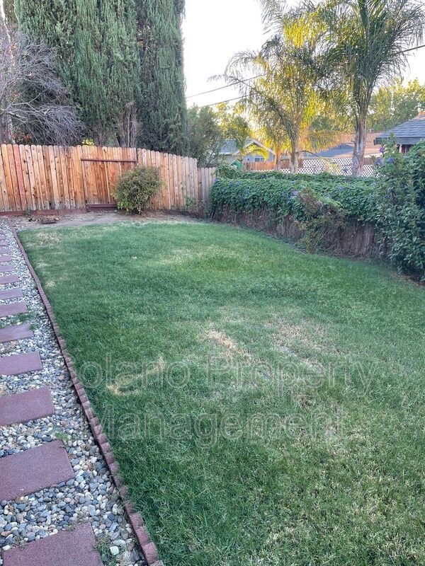 Building Photo - 212 San Leon Dr