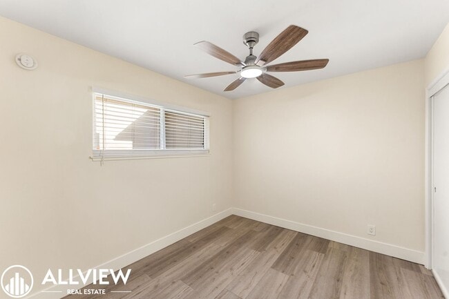 Building Photo - Beautifully Renovated 3-Bedroom Home in Huntington Beach!