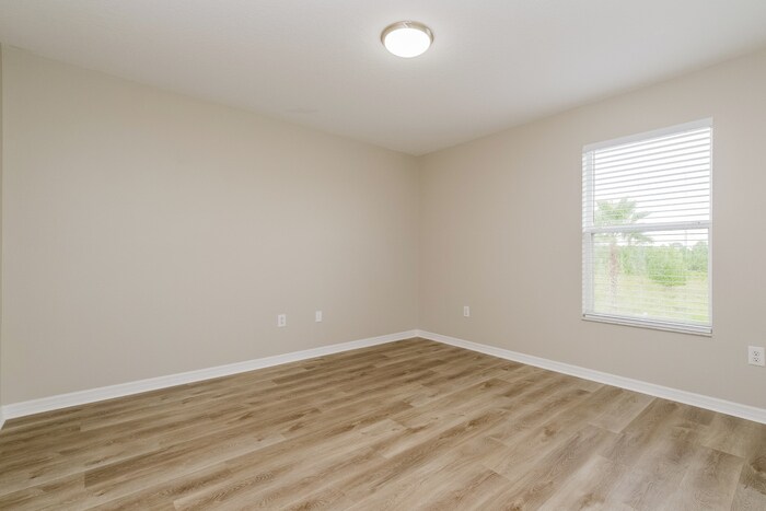 Building Photo - 7266 Lumber Port Dr