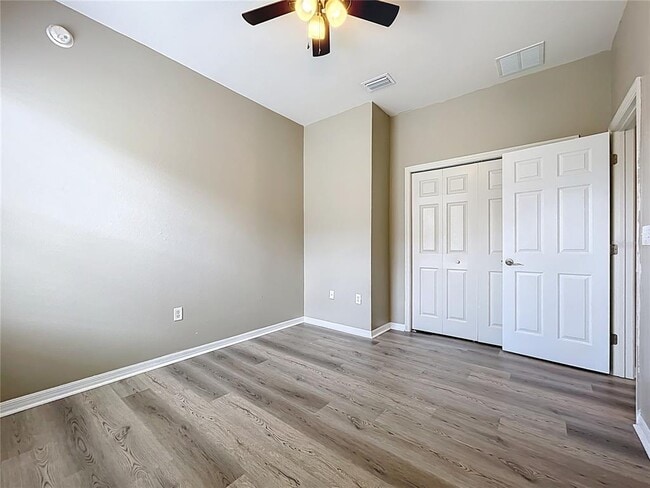 Building Photo - 4640 Mandolin Loop