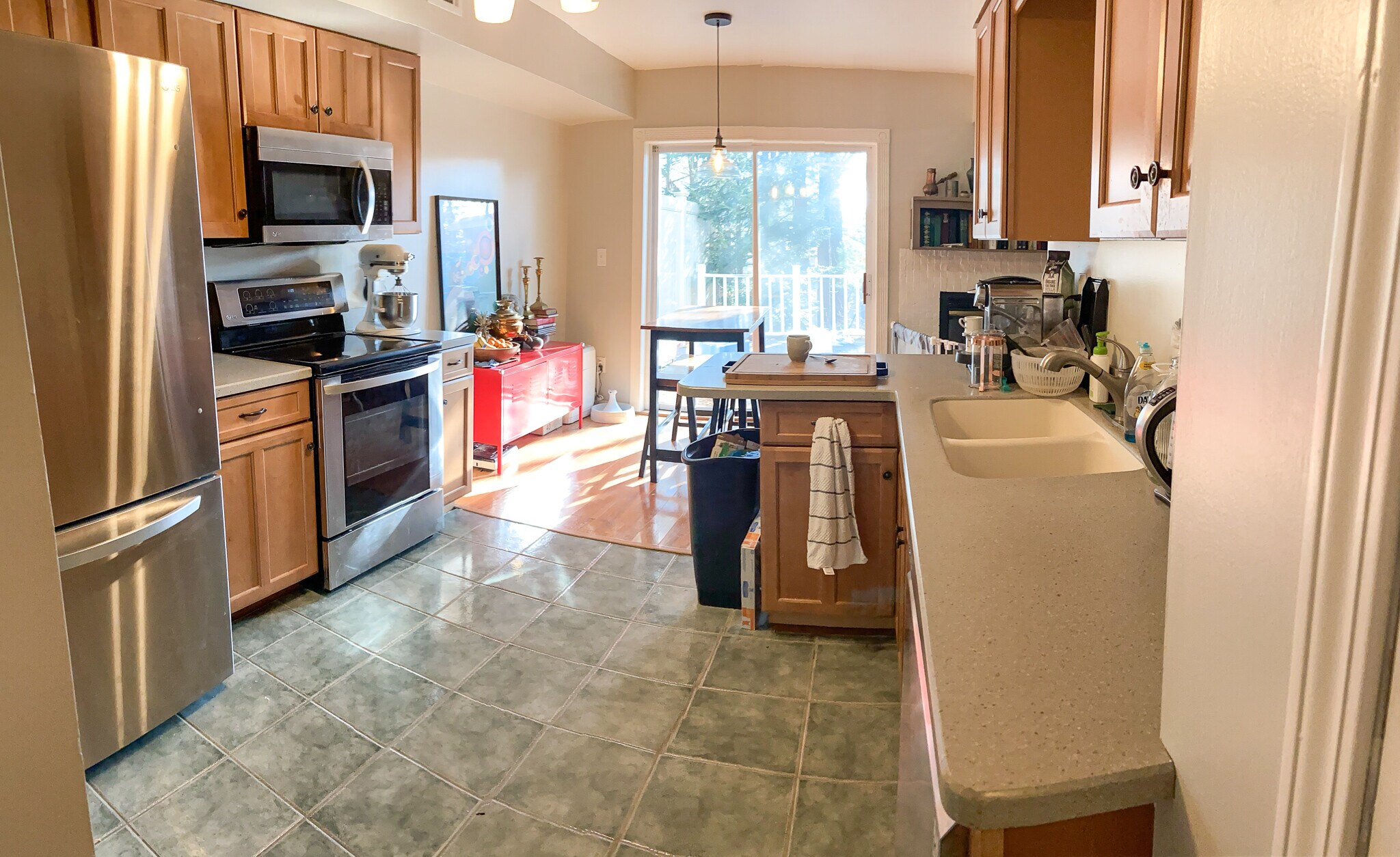 Building Photo - 46 Deer Run Dr