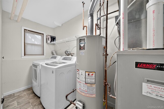 Building Photo - 8 Badami Dr