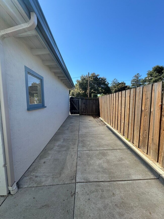 Building Photo - COMING SOON!!!  Three Bedroom Two Bath Hom...