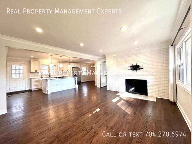 Building Photo - 4209 Kitty Dr