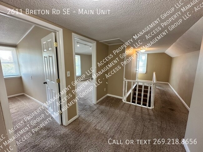 Building Photo - 2611 Breton Rd SE