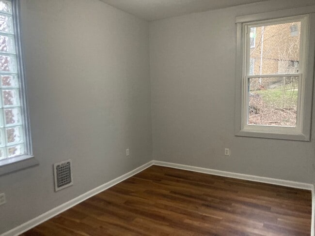 Building Photo - 4036 Perrysville Ave