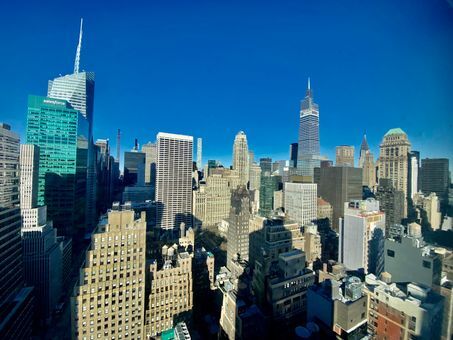 Building Photo - 66 W 38th St