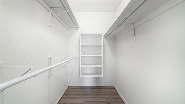 Building Photo - 2006 S Old Wire Rd