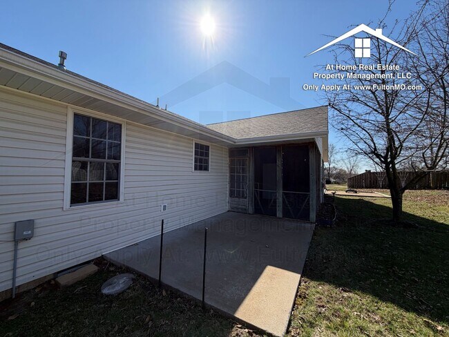 Building Photo - 1117-1119 Ashton Circle East